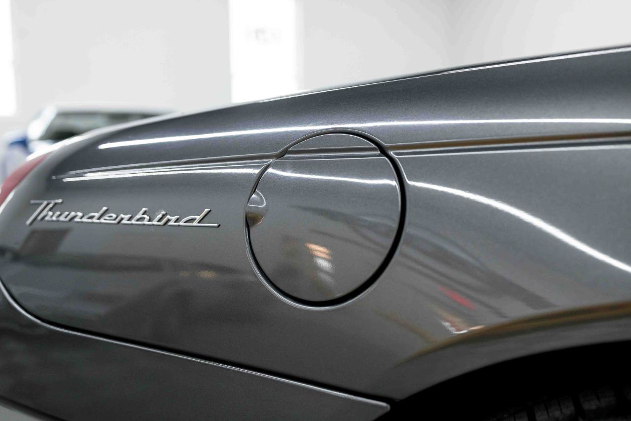Used 2003 Ford Thunderbird RWD image 28