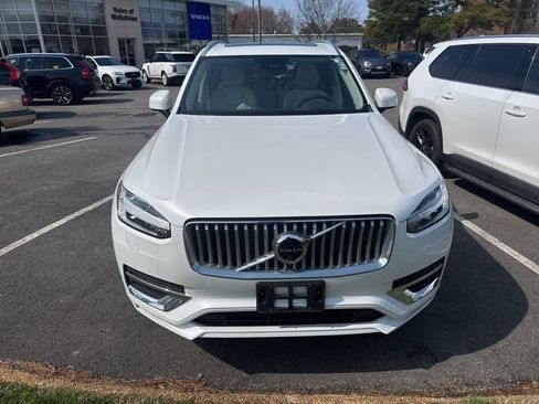 Used 2023 Volvo XC90 B6 Plus w/ Protection Package Premier image 2
