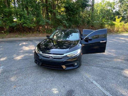 Used 2016 Honda Civic Touring image 54