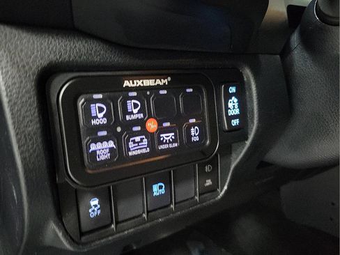 Certified 2022 Toyota Tacoma SR w/ SR Convenience Package RWD image 14