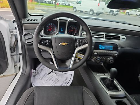 Used 2013 Chevrolet Camaro LS RWD image 15