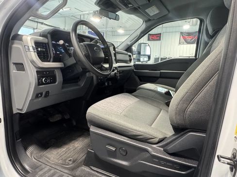 Used 2024 Ford F350 XLT w/ FX4 Off-Road Package AWD/4WD image 9