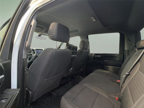 Used 2022 Chevrolet Silverado 2500 LT AWD/4WD image 20