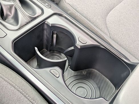 Used 2025 Kia K4 LXS image 19