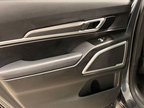 Used 2020 Kia Telluride S FWD image 40
