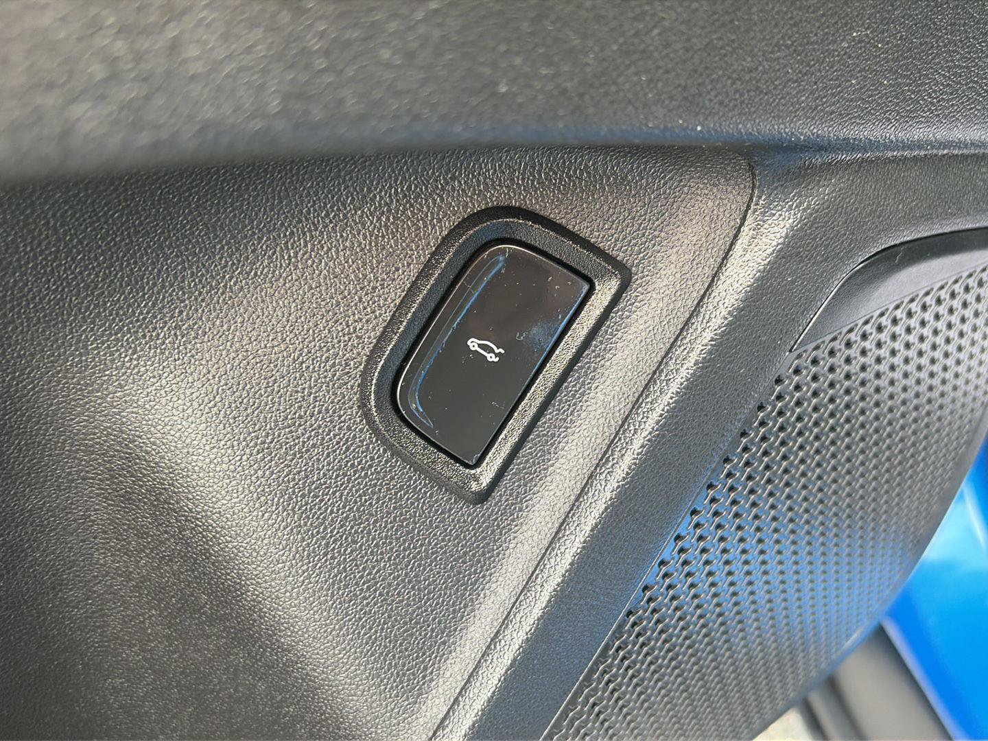 Used 2024 Chevrolet Blazer EV LT AWD/4WD image 10