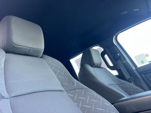 Certified 2025 Toyota Tacoma SR5 image 16