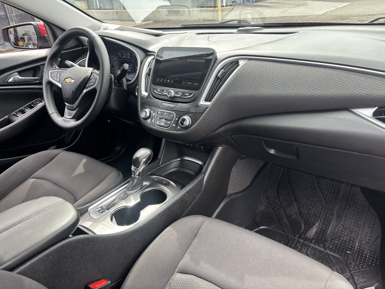 Used 2023 Chevrolet Malibu LT w/ Sport Edition FWD image 13