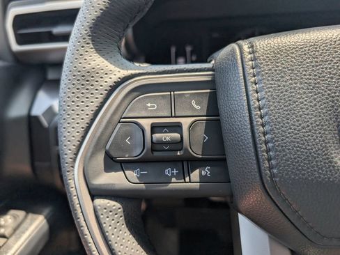 New 2026 Toyota 4Runner SR5 AWD/4WD image 21