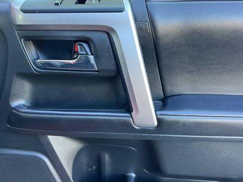 Used 2022 Toyota 4Runner TRD Sport w/ Technology Package RWD image 19