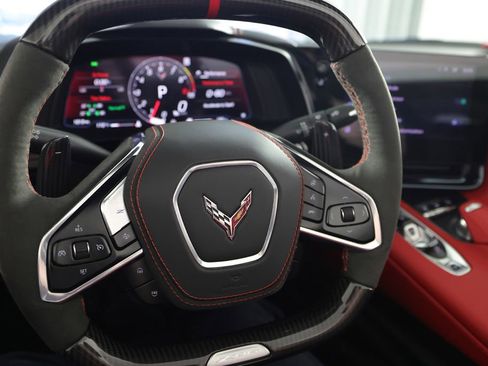 Used 2025 Chevrolet Corvette Z06 w/ Z07 Performance Package RWD image 19