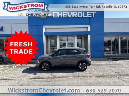 Used 2021 Hyundai Venue SEL w/ Premium Package FWD image 1