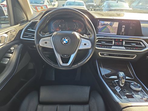 Used 2020 BMW X7 xDrive40i w/ Executive Package image 11