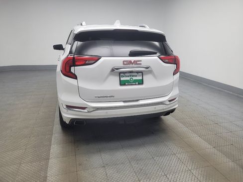 Used 2020 GMC Terrain Denali w/ LPO, Floor Liner Package FWD image 6