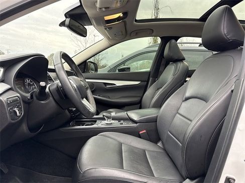 Used 2021 INFINITI QX50 Luxe image 11