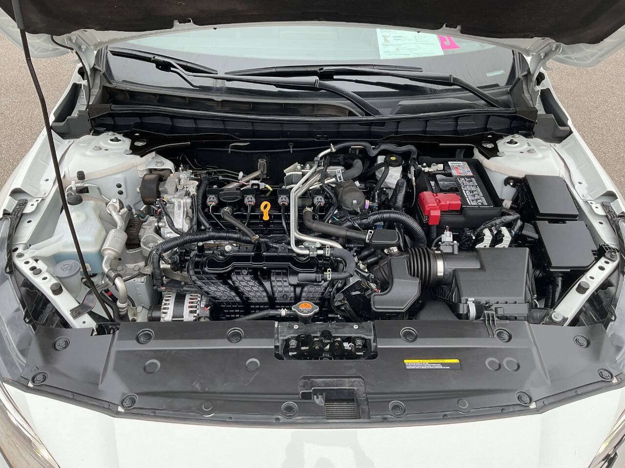 Used 2025 Nissan Altima 2.5 SR FWD image 51
