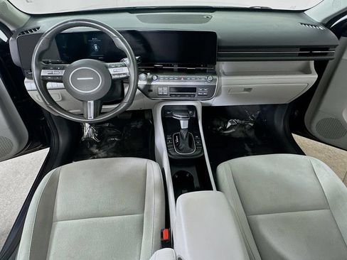 Used 2024 Hyundai Kona SEL AWD/4WD image 16