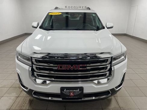 Used 2023 GMC Acadia SLT w/ Trailering Package AWD/4WD image 2