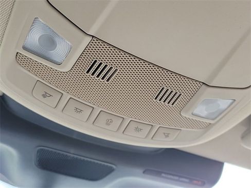 Certified 2023 Lincoln Nautilus FWD w/ Premium Package image 23