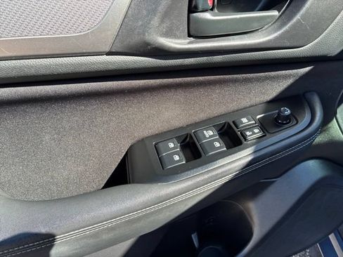 Used 2016 Subaru Legacy 2.5i AWD/4WD image 16