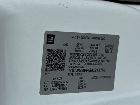 Used 2021 Chevrolet Express 2500 Work Van w/ Driver Convenience Package image 37