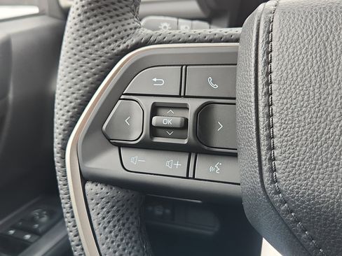 New 2026 Toyota Tacoma TRD Off-Road w/ TRD Off Road Upgrade Package AWD/4WD image 17
