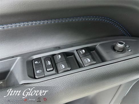 New 2026 Jeep Compass Latitude image 21