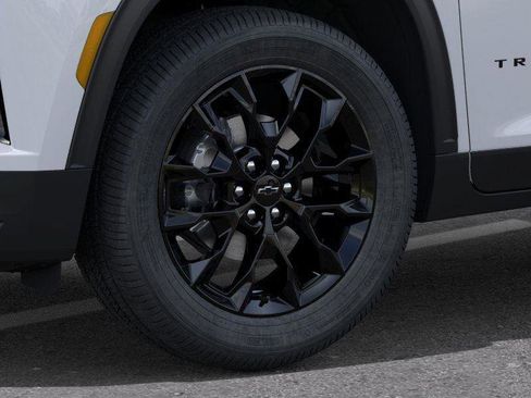 New 2026 Chevrolet Traverse LT w/ Midnight/Sport Edition AWD/4WD image 9