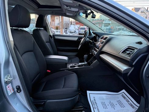 Used 2017 Subaru Legacy 2.5i Premium image 12