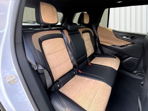 New 2026 Chevrolet Equinox ACTIV w/ Convenience Package III image 6