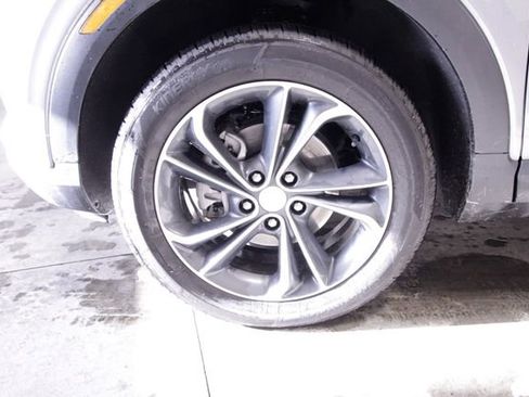 Used 2023 Buick Encore GX Select w/ Safety Package II image 11