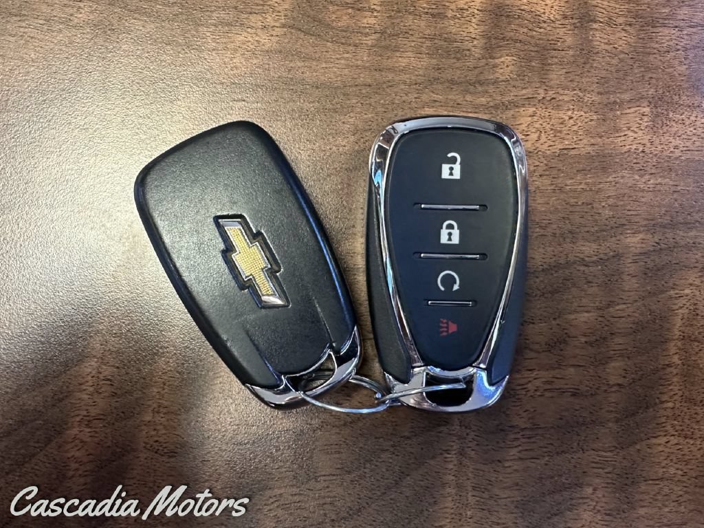 Used 2020 Chevrolet Bolt Premier w/ Infotainment Package FWD image 2