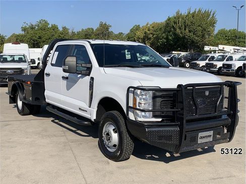 Used 2024 Ford F350 XL AWD/4WD image 3