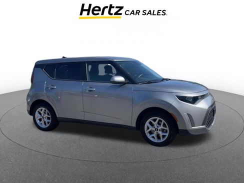 Used 2025 Kia Soul LX w/ LX Technology Package image 1