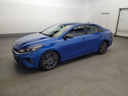 Used 2023 Kia Forte GT-Line w/ GT-Line Premium Package FWD image 2