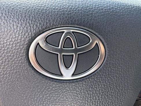 Used 2026 Toyota Camry SE FWD image 34