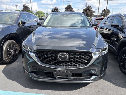 Used 2024 MAZDA CX-5 AWD 2.5 S w/ Preferred Package image 3
