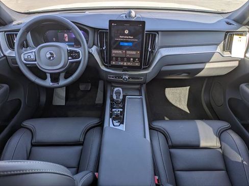 New 2026 Volvo XC60 T8 Ultra w/ Climate Package PRO AWD/4WD image 11