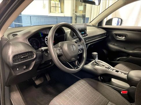 Used 2024 Honda HR-V LX image 8