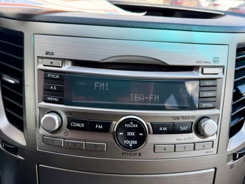 Used 2011 Subaru Outback 2.5i Premium AWD/4WD image 62
