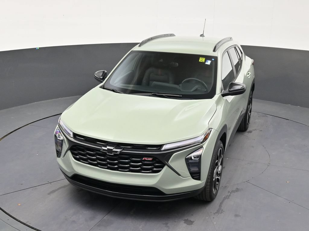 Used 2024 Chevrolet Trax RS FWD image 19