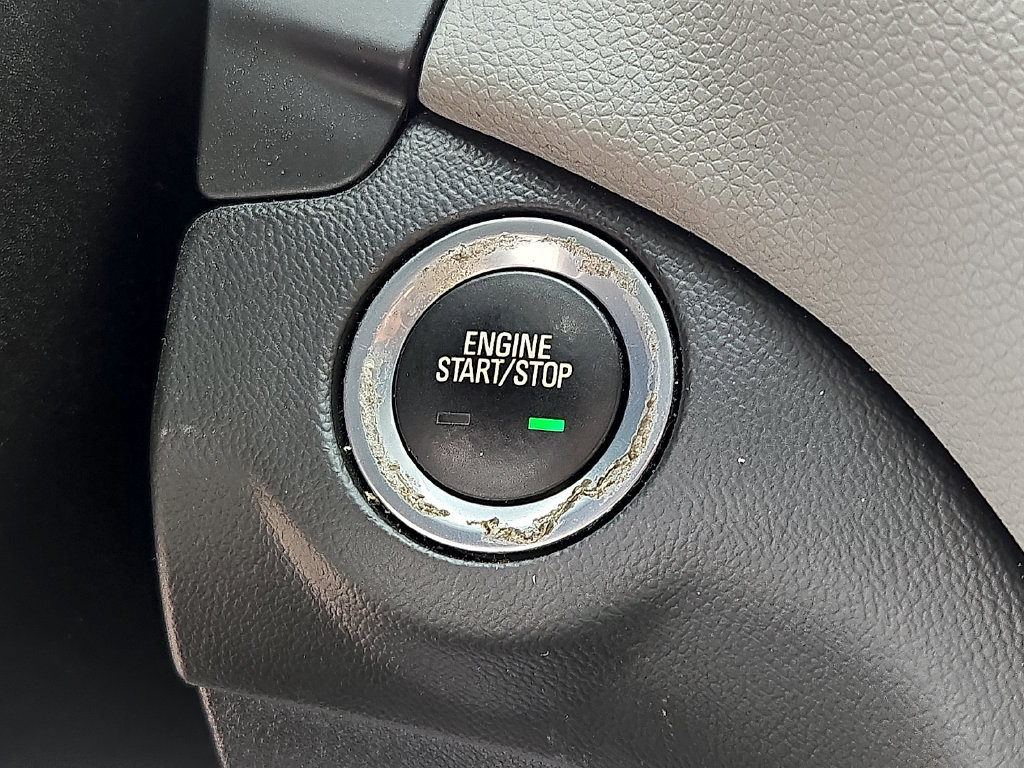 Used 2018 Chevrolet Equinox LT AWD/4WD image 23