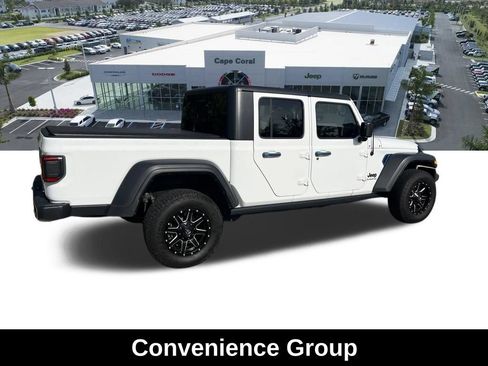 Used 2020 Jeep Gladiator Sport w/ Quick Order Package 24S AWD/4WD image 5