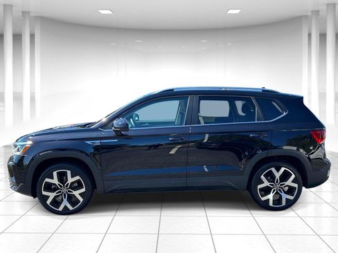 Used 2023 Volkswagen Taos SEL AWD/4WD image 5