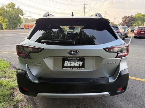 Certified 2023 Subaru Outback Limited AWD/4WD image 25