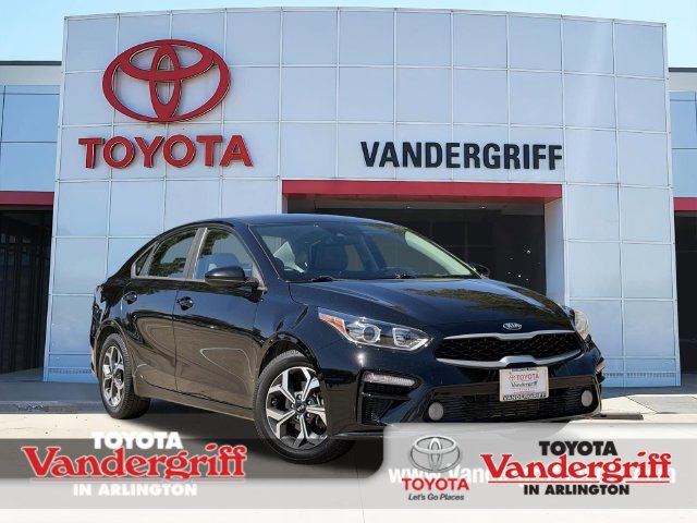 Used 2019 Kia Forte LXS FWD image 1