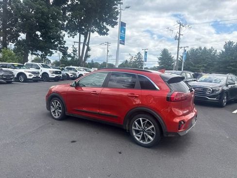 Used 2022 Kia Niro Touring Special Edition FWD image 6
