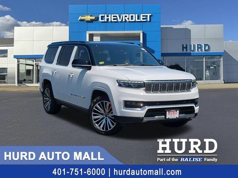 Used 2023 Jeep Grand Wagoneer Series III AWD/4WD image 1