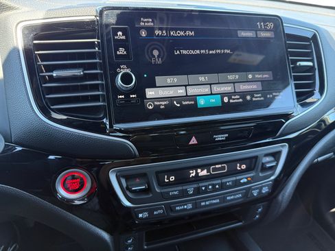 Certified 2025 Honda Ridgeline Black Edition image 12