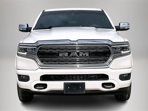 Used 2020 RAM 1500 Limited image 3